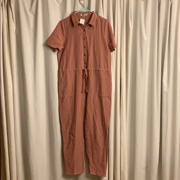 The Betty Collared Jumpsuit in Dusty Pink - Picture 2 of 5